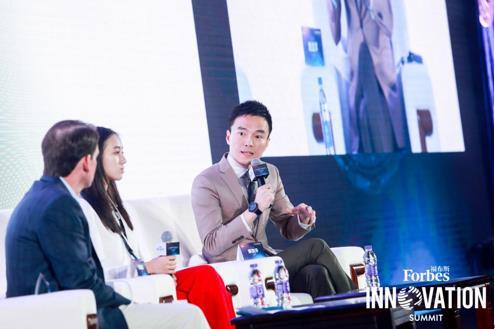 2018福布斯创新峰会在成都举行 栗浩洋与全球创新商界