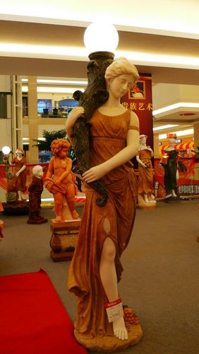 名称《幸运女神》