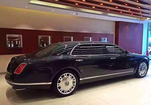 17款宾利慕尚加长版来袭 全系优惠大揭秘