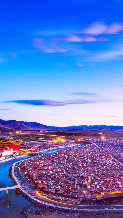 四川省白玉县亚青寺