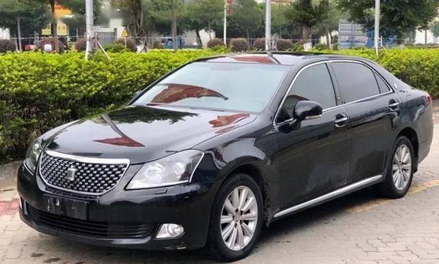 哪代丰田皇冠是你的心头爱!