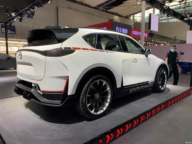 向经典致敬马自达cx5改装车发布亮相