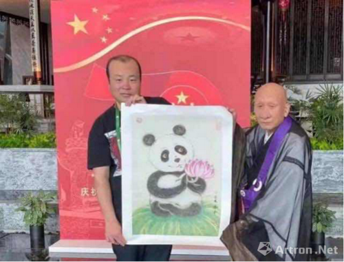 【评论】国宝佑和平 传颁真善美——读著名熊猫画家刘中"国宝禅意"