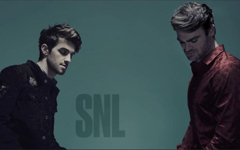 烟鬼thechainsmokers最新snl表演新单parisbreakupeverynight