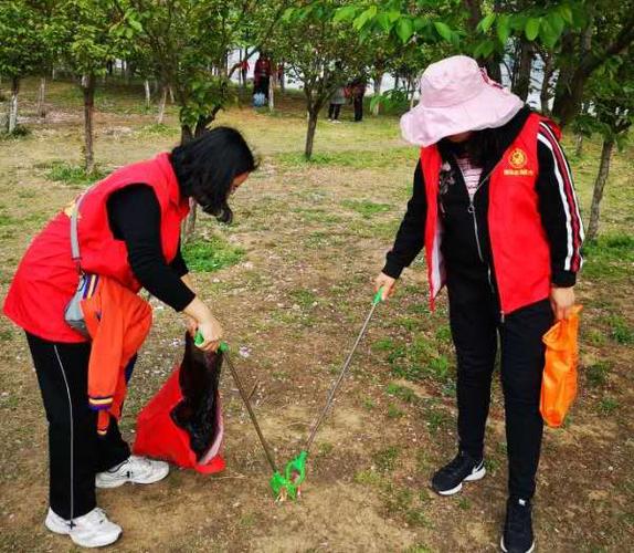 卧龙区法院持续开展"保护母亲河"环保志愿服务活动