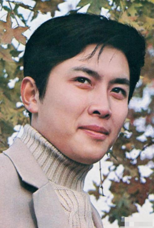 渣男本渣,"帝王"唐国强渣过黄景瑜.网友:黄景瑜还太