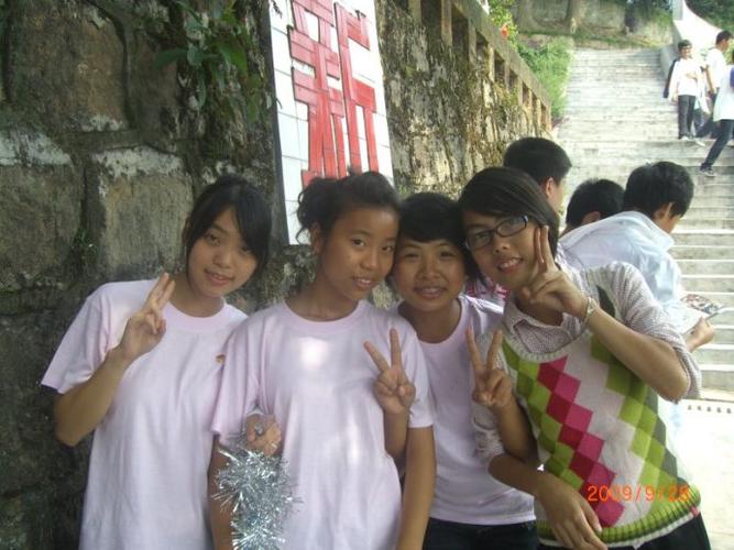 望江中学2012级3班
