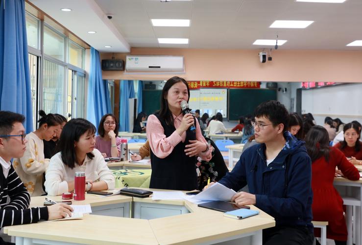 吴丽红老师对苏老师的分享深表赞同,同时对罗湖小学学雷锋的