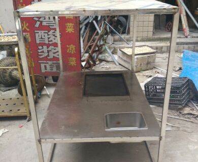 本人现在有一个做铁板烧的架子,长1.5宽90,九成新