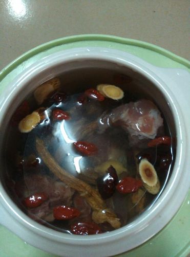 红枣当归排骨汤