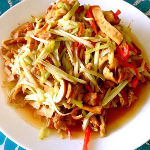 韭黄炒肉丝