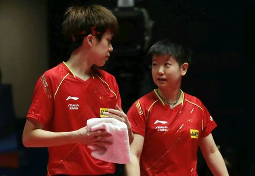 正反手衔接好,王楚钦和孙颖莎,展现逆转实力