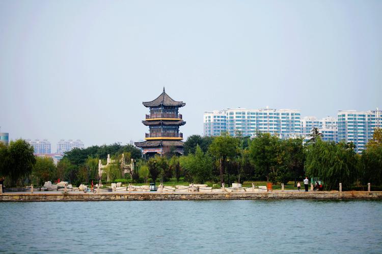 游聊城东昌湖