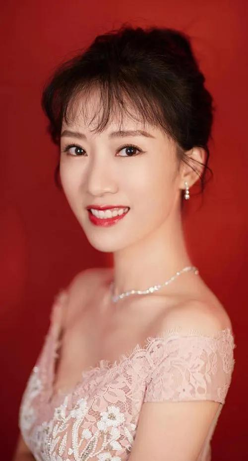 85年不火女星,只服这8位,个个貌美如花,气质卓越,有人成阔太