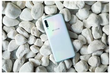 中端市场诚意之作,三星galaxy a70今日开启首销