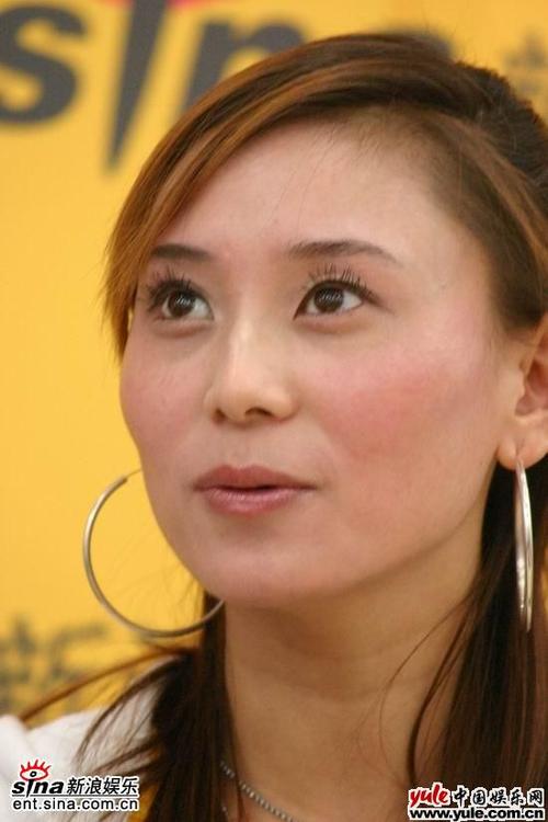 周子琪_明星档案_写真_图片_资料_照片_中国娱乐网