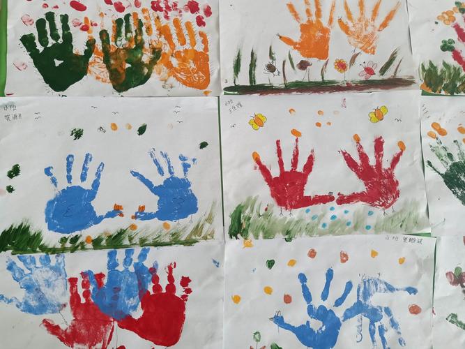 小班《手掌印画》