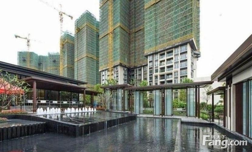 近地铁 越秀星汇瀚府 复式豪宅 千灯湖旁 带学/位 繁华商圈
