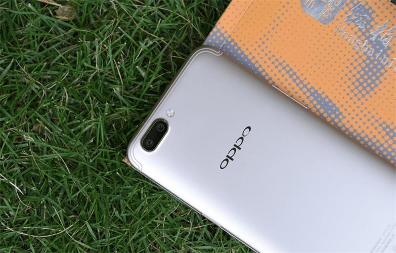 产品报价 手机大全 oppo手机大全 oppo r11 oppo r11图赏 这已经是