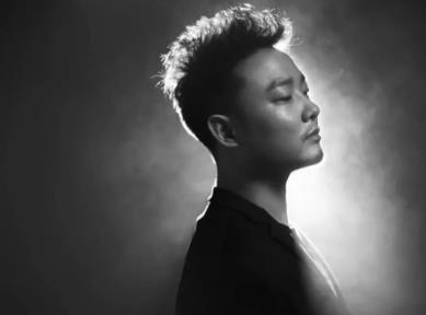 曾一鸣为什么不红:曾一鸣章子怡不联系了吗