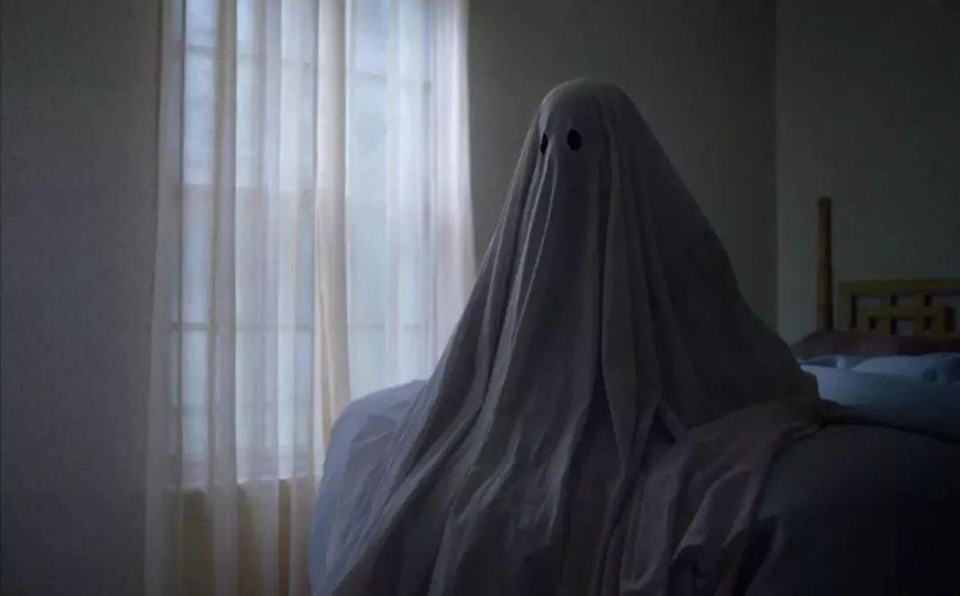 披条床单就说自己是鬼的恐怖片,却是我今年看过最感人