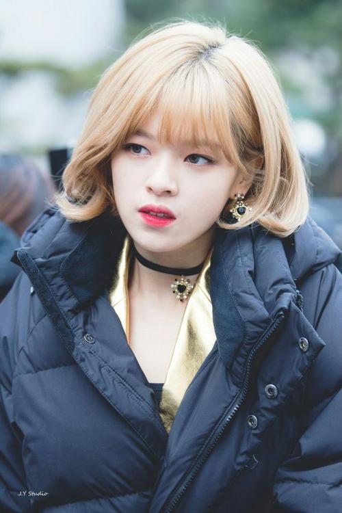 请评价一下twice的定延jeongyeon