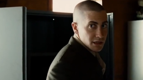 锅盖头:新兵刚入营,战友们竟然对他做出这种事,让他非常气愤