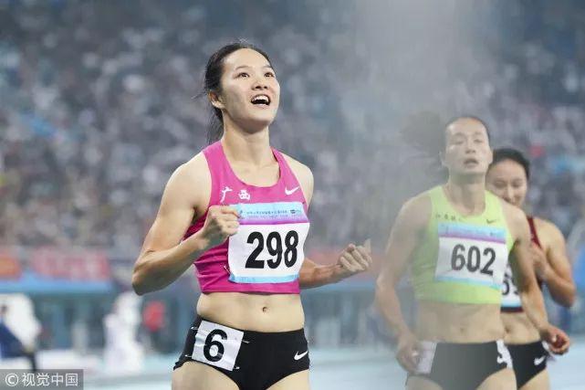 11秒17百米夺冠!广西韦永丽创中国女飞人16年来最佳!好样的!