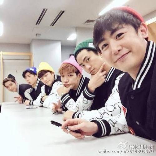 k),nichkhun,玉泽演,张佑荣,李俊昊,黄灿盛.
