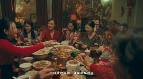 看完可口可乐的微电影,不想回家过年的年轻人后悔了