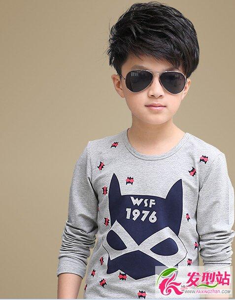 2020小男孩流行发型推荐 最新可爱男孩发型图片