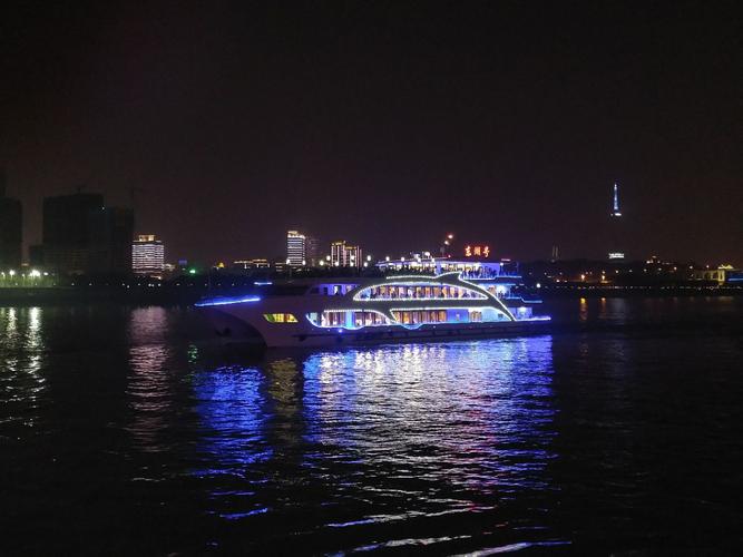武汉两江游览(夜游长江)