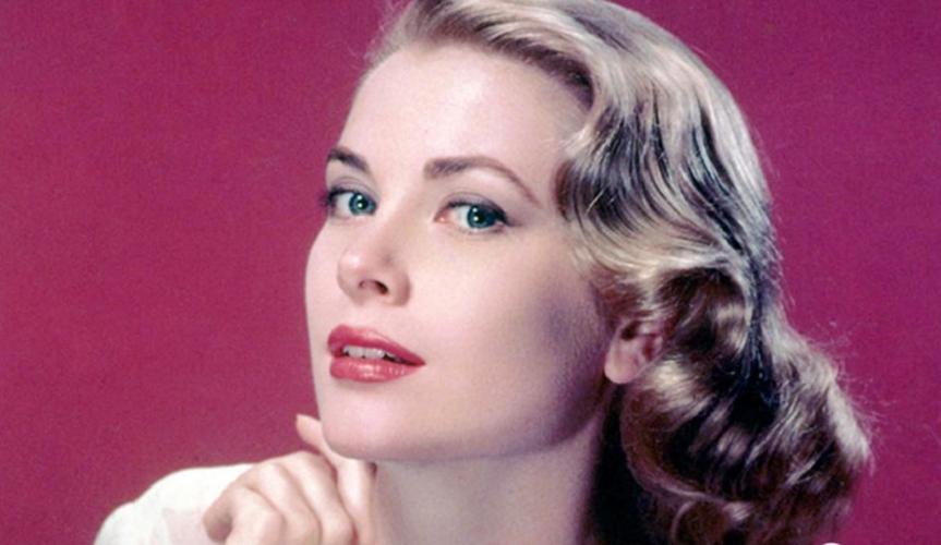 格蕾丝·凯利一头亮眼金发,外表冷若冰霜,却让人一眼着迷-网易公开课