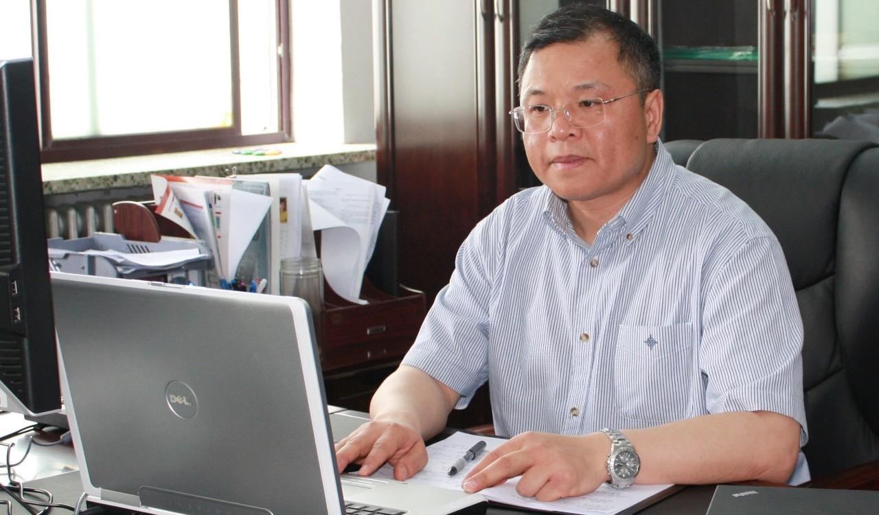 采访手记:他曾在朋友圈提出"黄大年之问"
