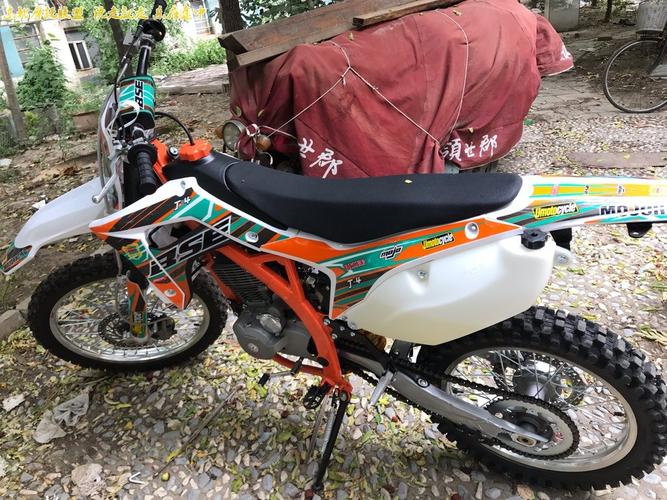 刚买两天的波速尔歼4 骑了一回 由于在市中心 东北摩托联盟不让骑