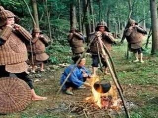 诸葛亮火烧藤甲兵?别被景区的样子货骗了,真正的藤甲根本不怕火