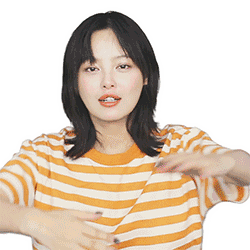 25岁与杨幂合作出道,专演恶毒心机女,今凭《如懿传》