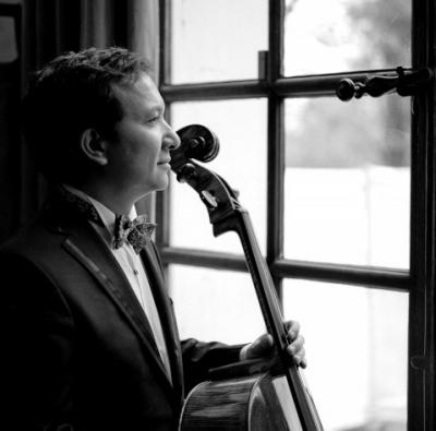 用大提琴朱亦兵给你饕餮带你疯