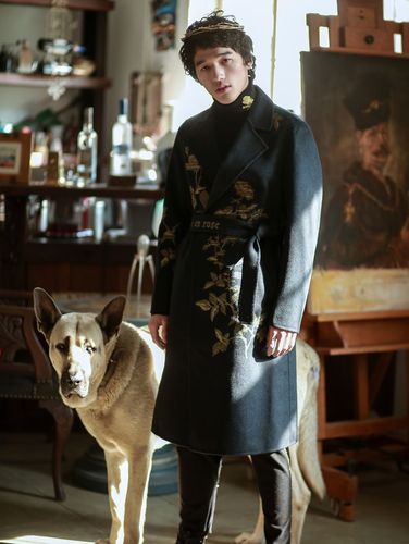 山谷少年欧式贵族风山谷少年玫瑰刺绣羊毛大衣