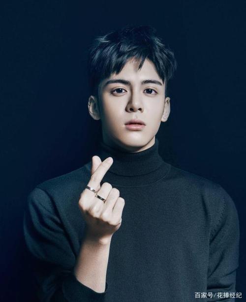 高鼻梁大眼睛,流量小生曾舜晞出场费代言费,未来商业价值可期!