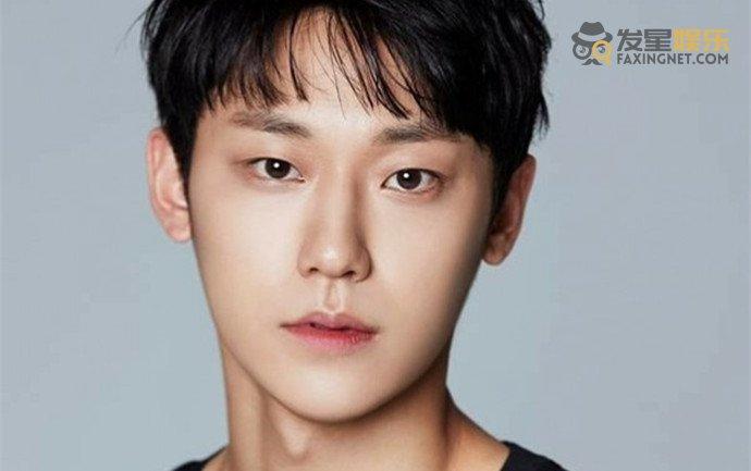 李到晛怎么读 详细个人资料曝光李到晛在韩国火吗