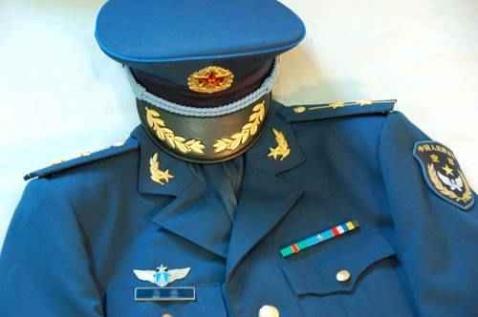 细品07空军新军服