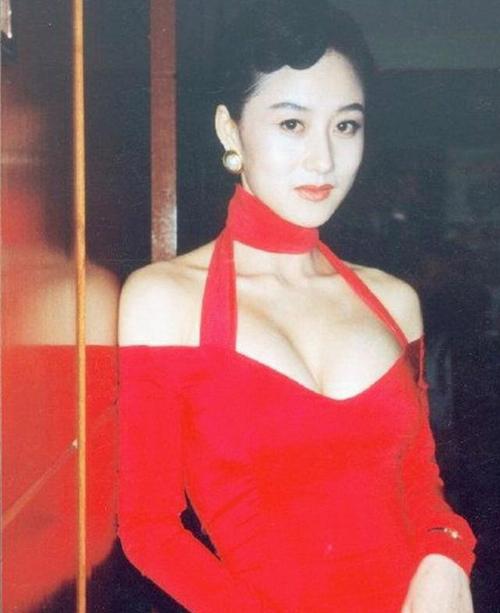 可怜的利智:连周润发和曾志伟都欺负我,只有哥哥真心对我好