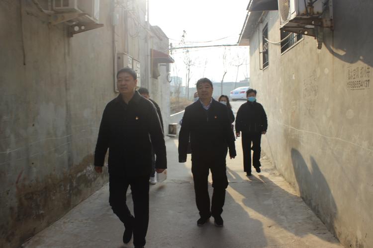 卫辉市人民政府副市长孔祥海同志春节期间慰问困难群众