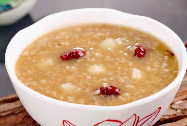 山药枸杞红枣粥的功效与作用党参山药枸杞大米粥的功效