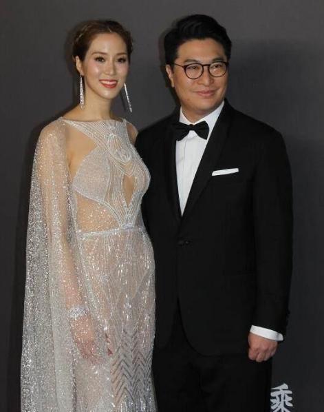 徐子淇穿衣真胆大白色镂空礼服典雅高贵穿出了清丽脱俗的味道