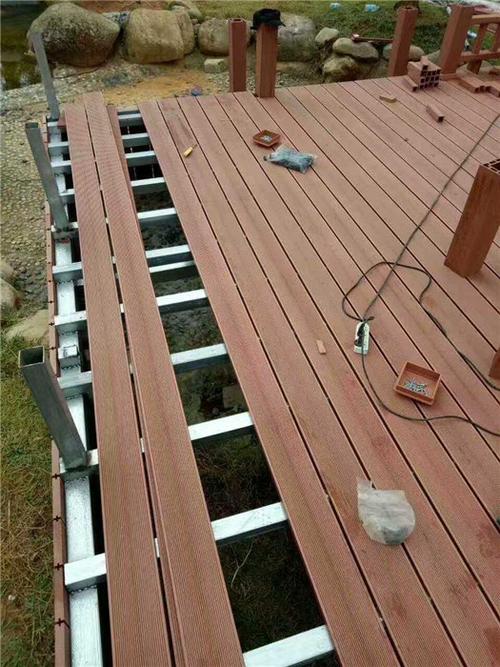 胶州优质木塑地板-优质木塑地板供货-中邦木塑景观(诚信商家)