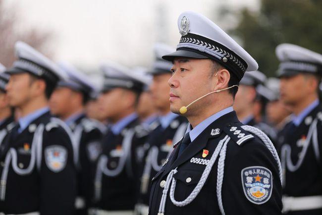 郑州交警九大队朱黎伟荣获全省"五一"劳动奖章