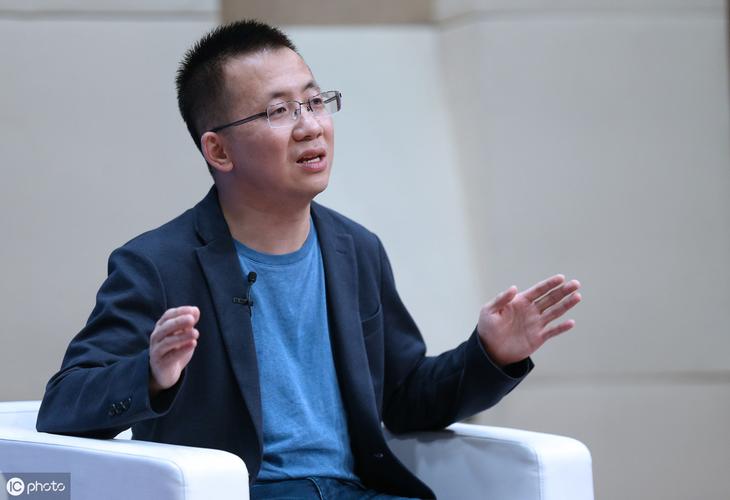 头条的创始人张一鸣,他和创立美团的王兴成为了福建龙岩互联网的神话