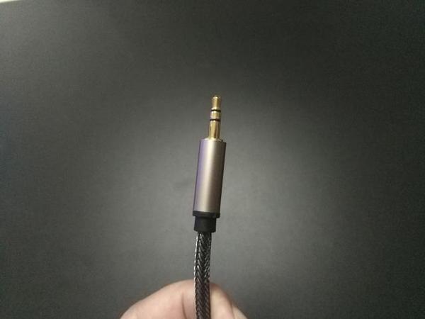 5mm接口,就是所谓的耳机插孔,所以只要有耳机插孔的设备,都可以使用这